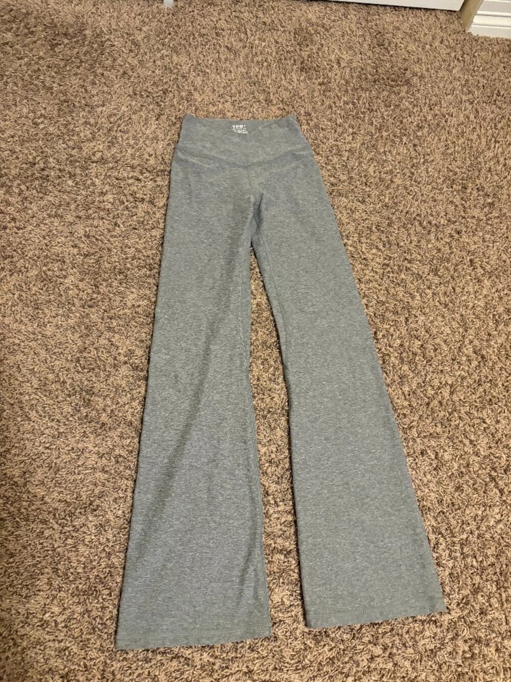 YPB Abercrombie & Fitch Flare Leggings XS Xtra Small Short Curve Love Light Gray